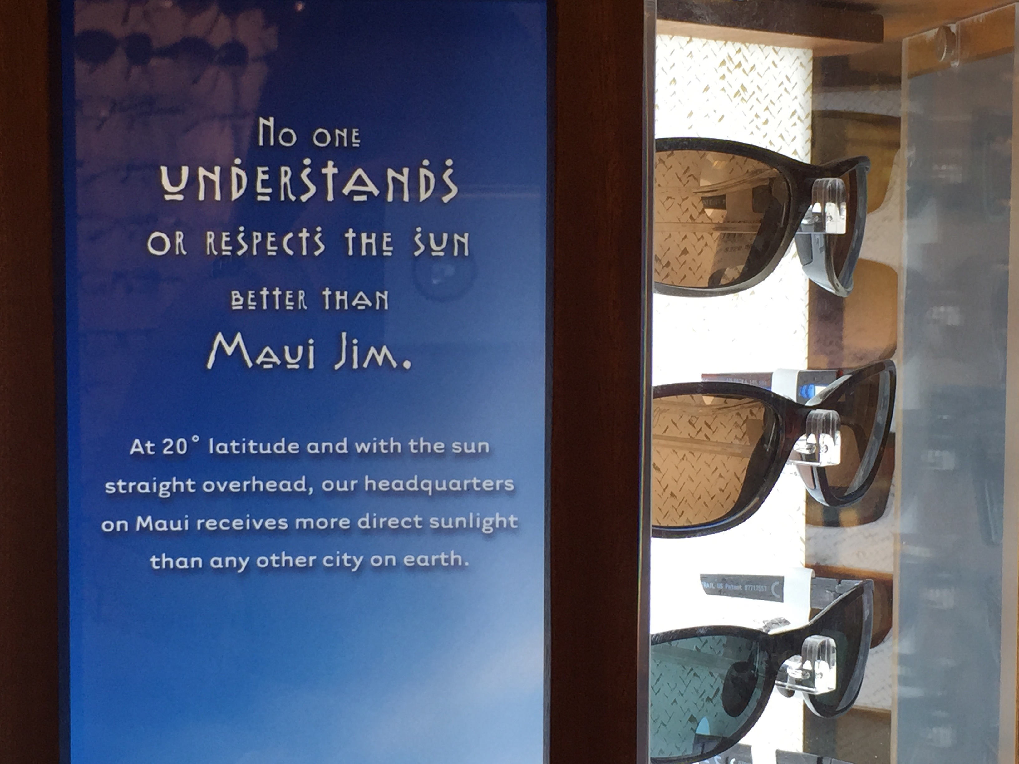 Maui Jim Sunglass Display